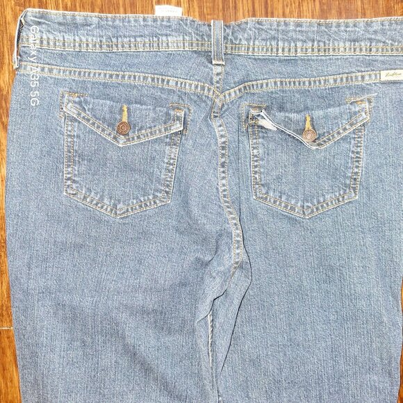 Levi Strauss Signature Womens Stretch Denim Jeans Size 12 Mid-Rise Straight Leg - Picture 8 of 11